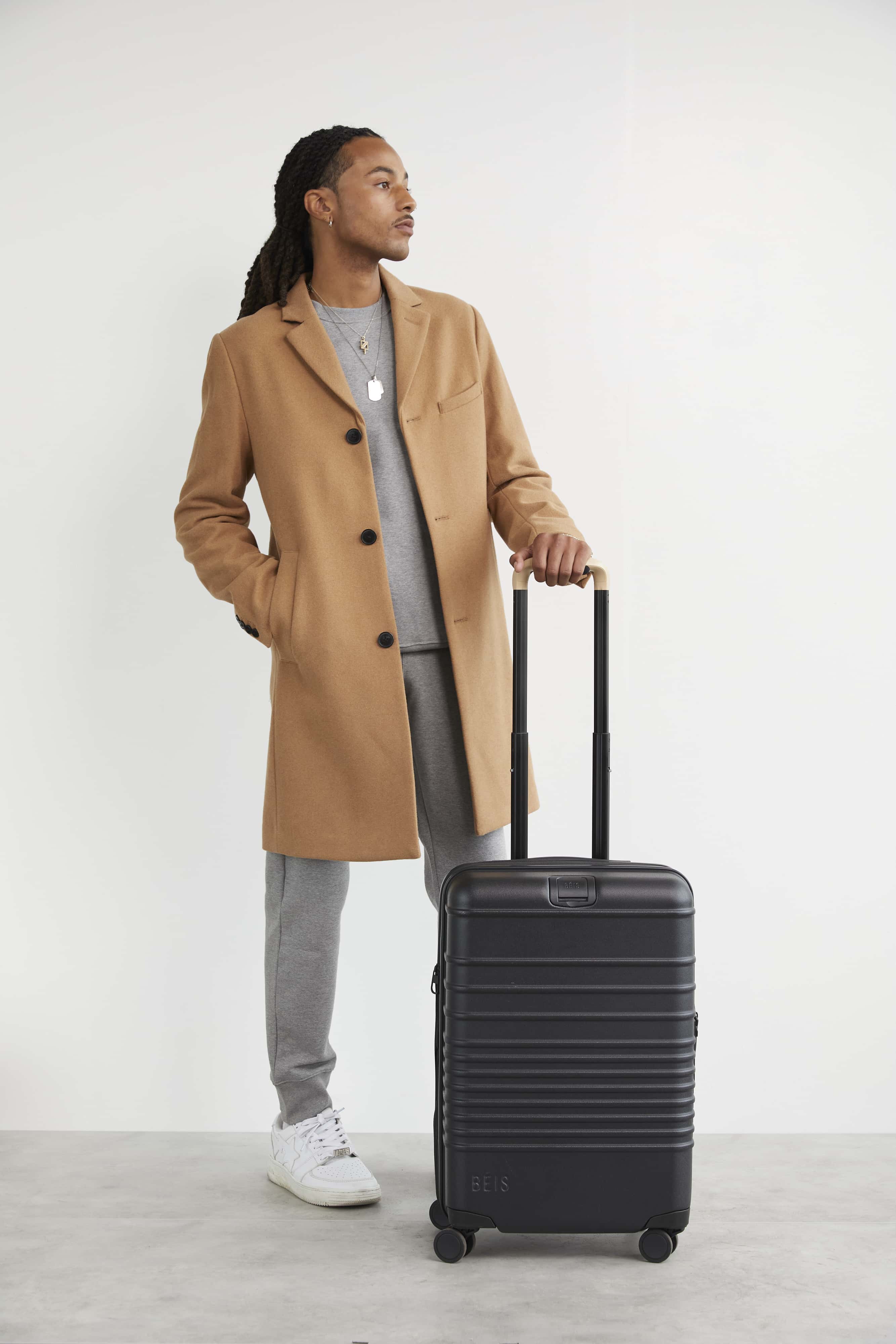 The Carry-On Roller in Black - Image 10