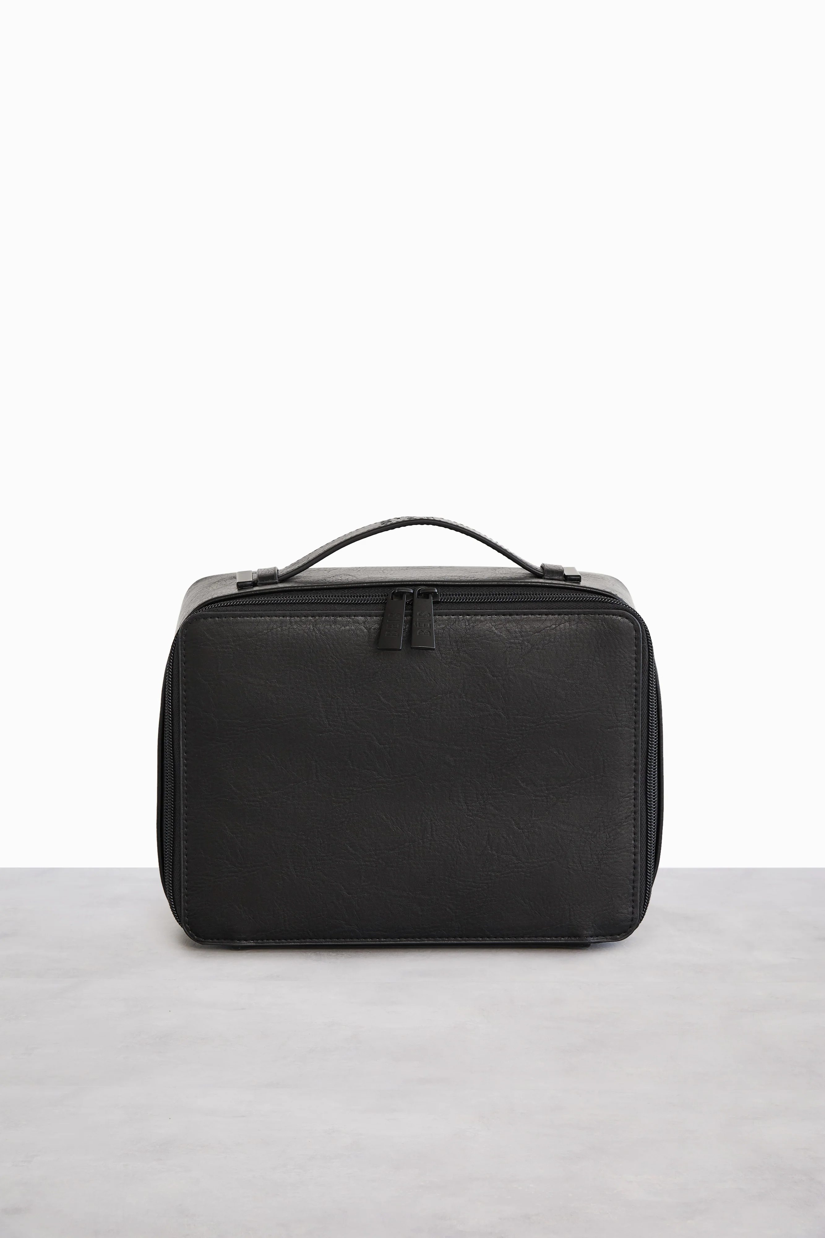 The Cosmetic Case in Black - Image 13