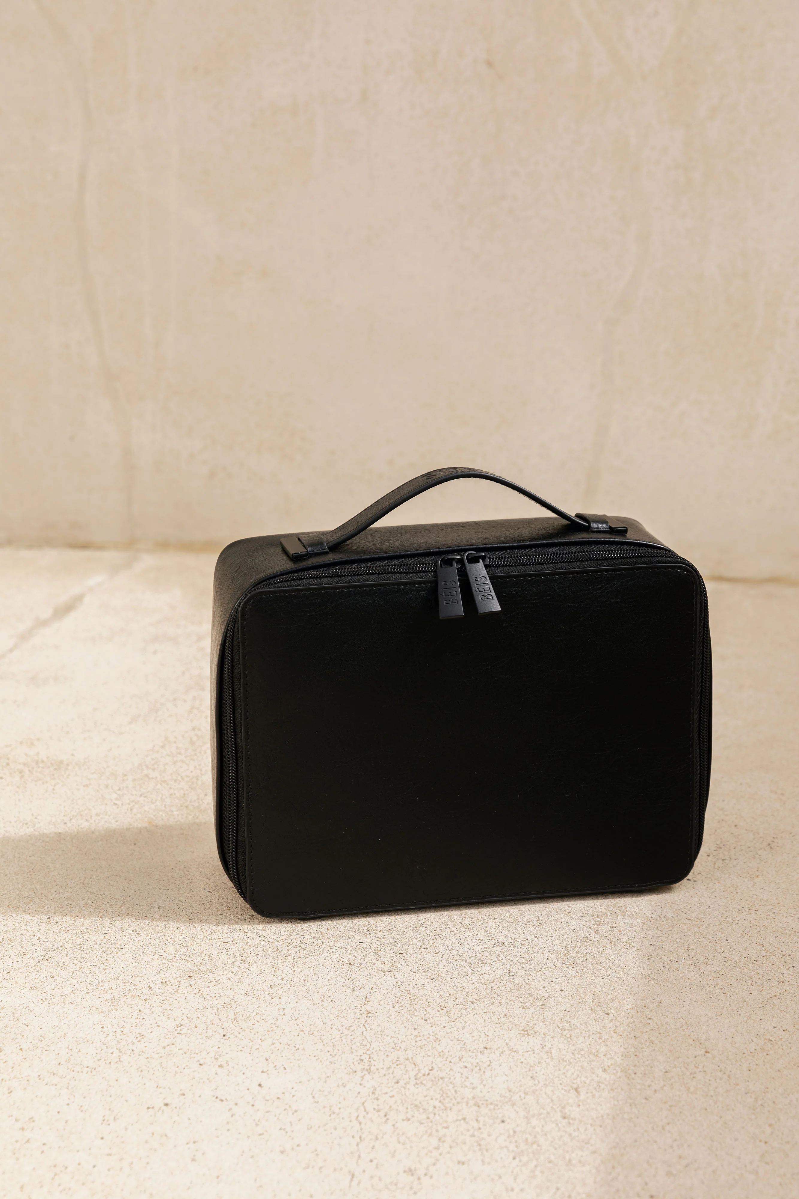 The Cosmetic Case in Black - Image 8