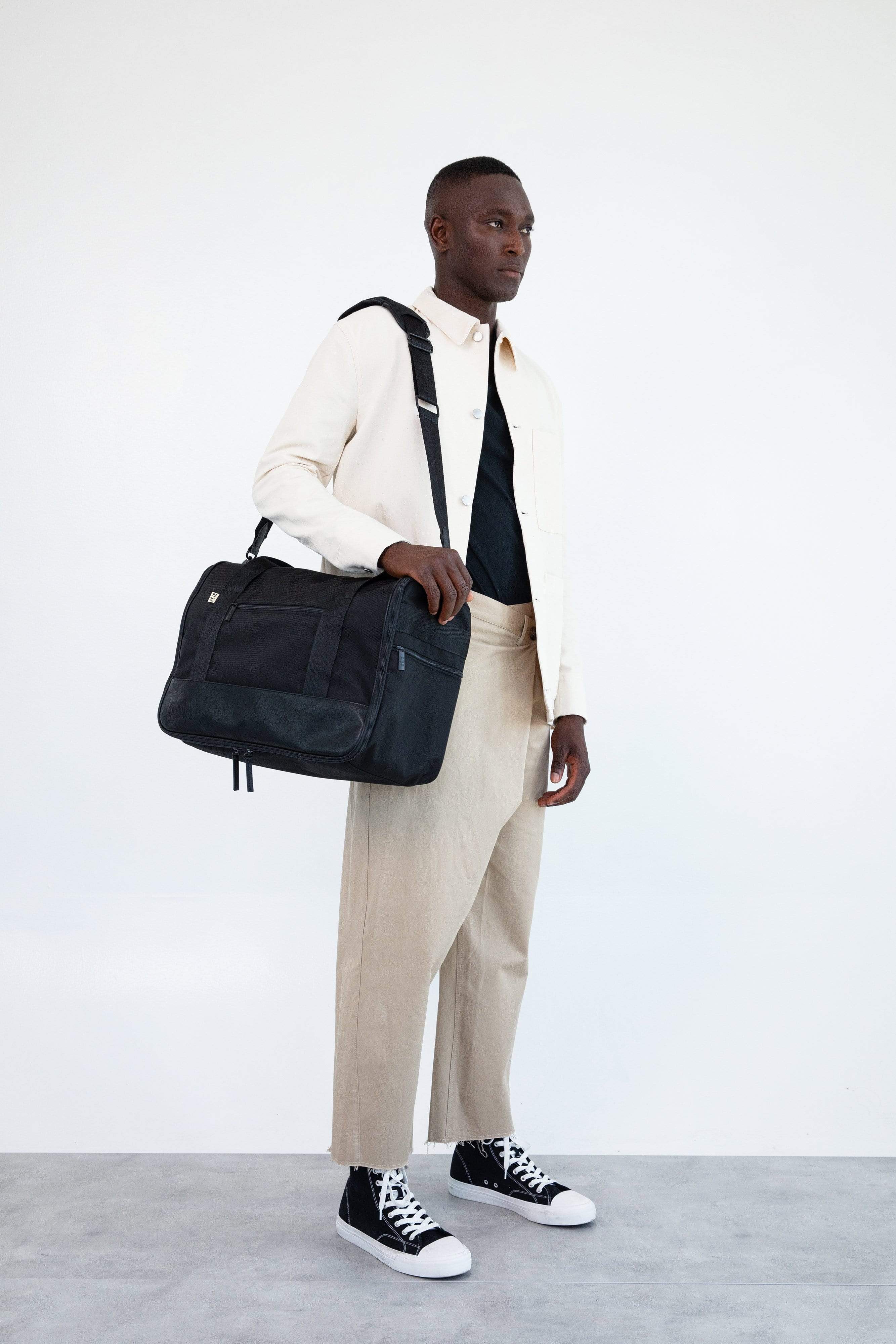 The Hanging Duffle in Black - Image 11